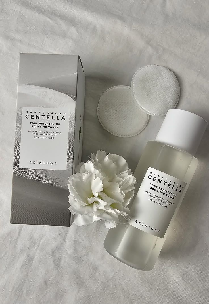 Madagascar Centella Tone Brightening Boosting Toner 210ml - Skin1004