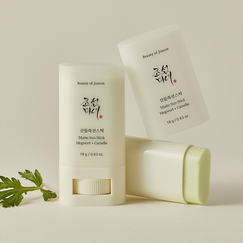Matte Sun Stick: Mugwort + Camellia SPF50+ PA++++ 18g - Beauty of Joseon